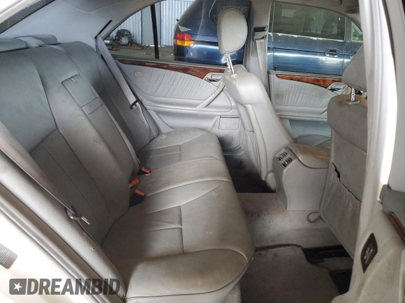 2001 Mercedes-Benz E-Class with VIN WDBJF65J11B366531, listed as a Copart auction lot 47059205 with 118,251 mi miles and Clean Title. Bid and sale history available at carsss.com. Image 10.