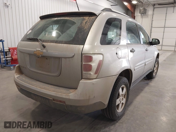 2008 Chevrolet Equinox LS with VIN 2CNDL13F186047986, listed as a IAAI auction lot 41741461 with 234,225 mi miles. Bid and sale history available at carsss.com. Image 4.