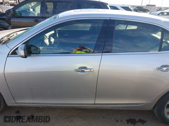 2013 Chevrolet Malibu LTZ with VIN 1G11H5SA7DU138464, listed as a IAAI auction lot 41517379 with 116,430 mi miles and . Bid and sale history available at DreamBid. Image 14.