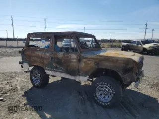 1975 Ford Bronco z VIN U15GLV42632, wystawiony jako Copart lot #71173504 z przebiegiem Nie podano mil oraz Szkoda całkowita • Salvage title. Historia ofert i sprzedaży dostępna na DreamBid. Obrazek 4.