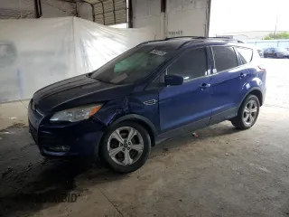 2013 Ford Escape SE z VIN 1FMCU9GX2DUD31603, wystawiony jako Copart lot #59081725 z przebiegiem 131 263 mil mil oraz Szkoda całkowita • Salvage title. Historia ofert i sprzedaży dostępna na DreamBid. Obrazek 1.