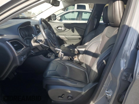 2021 Jeep Cherokee Latitude Lux z VIN 1C4PJMMX9MD213053, wystawiony jako Copart lot #50939575 z przebiegiem 37 403 mil mil oraz Szkoda całkowita • Salvage title. Historia ofert i sprzedaży dostępna na DreamBid. Obrazek 7.