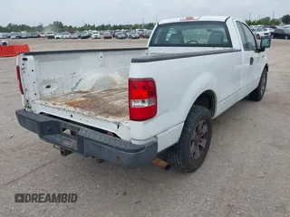 2006 Ford F-150 XL with VIN 1FTRF12296NB04833, listed as a IAAI auction lot 42676387 with 276,152 mi miles and . Bid and sale history available at DreamBid. Image 4.