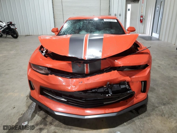 2018 Chevrolet Camaro 2LT with VIN 1G1FD1RSXJ0158137, listed as a Copart auction lot 72934124 with 47,249 mi miles and Salvage Title. Bid and sale history available at carsss.com. Image 5.