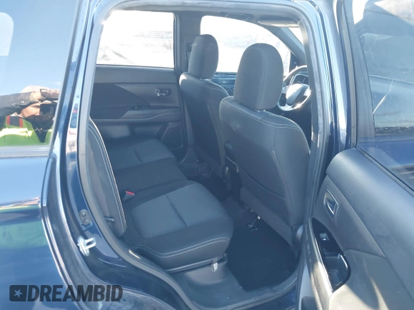 2018 Mitsubishi Outlander SE with VIN JA4AD3A34JZ028412, listed as a IAAI auction lot 41282094 with 88,020 mi miles and . Bid and sale history available at DreamBid. Image 8.