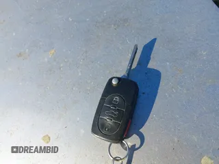 2000 Volkswagen Beetle GLS с VIN 3VWCA21C2YM439205, выставлен на аукционе IAAI как лот 41678418 с пробегом 184 429 миль миль и . История ставок и продаж доступна на DreamBid. Изображение 11.