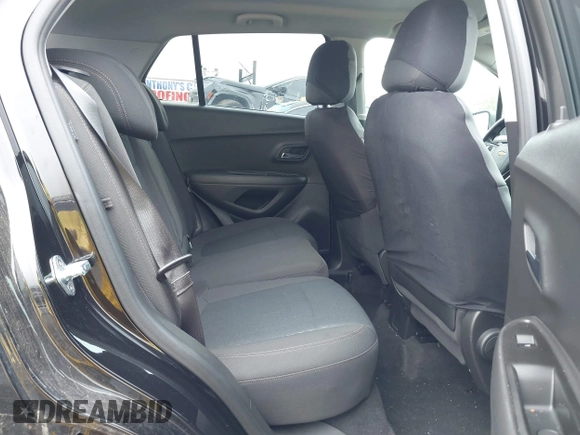 2020 Chevrolet Trax LS z VIN KL7CJKSB6LB324435, wystawiony jako IAAI lot #42182767 z przebiegiem 39 942 mil mil oraz . Historia ofert i sprzedaży dostępna na DreamBid. Obrazek 8.