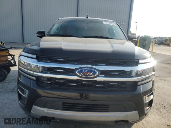 2024 Ford Expedition Limited z VIN 1FMJU2A85REA70596, wystawiony jako Copart lot #57138565 z przebiegiem 6 929 mil mil oraz Szkoda całkowita • Salvage title. Historia ofert i sprzedaży dostępna na DreamBid. Obrazek 5.