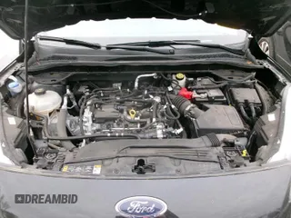 2021 Ford Escape SE with VIN 1FMCU0G67MUB08458, listed as a IAAI auction lot 42205615 with 18,514 mi miles and . Bid and sale history available at carsss.com. Image 1.