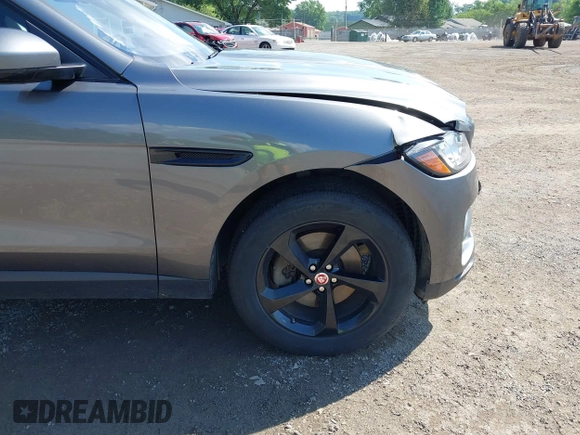 2017 Jaguar F-Pace 35t Premium с VIN SADCJ2BV0HA890346, выставлен на аукционе IAAI как лот 42617533 с пробегом 138 525 миль миль и . История ставок и продаж доступна на DreamBid. Изображение 17.