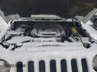 2014 Jeep Wrangler Sahara with VIN 1C4AJWBG5EL327823, listed as a Copart auction lot 85472404 with 136,132 mi miles and Clean Title. Bid and sale history available at DreamBid. Image 12.