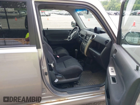 2006 Scion xB with VIN JTLKT324964033490, listed as a IAAI auction lot 42481665 with 196,625 mi miles and . Bid and sale history available at DreamBid. Image 5.