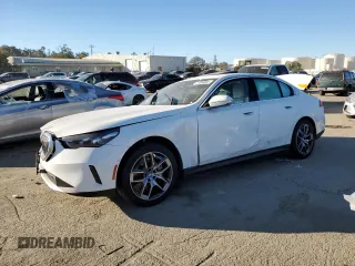 2024 BMW i5 eDrive40 with VIN WBY33FK08RCR22577, listed as a Copart auction lot 41406085 with 0 mi miles and Non Repairable. Bid and sale history available at carsss.com. Image 1.