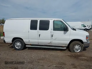 2011 Ford Econoline Cargo Commercial z VIN 1FTNE2EW0BDA56676, wystawiony jako IAAI lot #42215010 z przebiegiem 179 752 mil mil oraz . Historia ofert i sprzedaży dostępna na DreamBid. Obrazek 12.