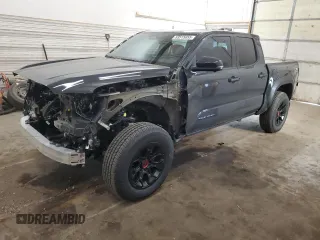 2024 Toyota Tacoma SR5 z VIN 3TMLB5JN6RM060647, wystawiony jako Copart lot #53515055 z przebiegiem 7 240 mil mil oraz Szkoda całkowita • Salvage title. Historia ofert i sprzedaży dostępna na DreamBid. Obrazek 1.