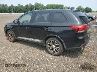 2018 Mitsubishi Outlander ES with VIN JA4AZ3A3XJJ005328, listed as a Copart auction lot 59413165 with 113,172 mi miles and Salvage title. Bid and sale history available at DreamBid. Image 2.