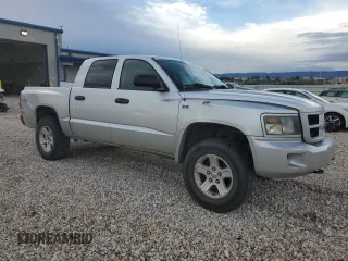 2010 Dodge Dakota Bighorn/Lonestar with VIN 1D7RW3GPXAS233728, listed as a Copart auction lot 69895284 with 199,846 mi miles and Clean Title. Bid and sale history available at carsss.com. Image 4.