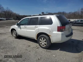 2011 Mitsubishi Endeavor LS z VIN 4A4JN2AS4BE032045, wystawiony jako Copart lot #49264925 z przebiegiem 128 393 mil mil oraz Szkoda całkowita • Salvage title. Historia ofert i sprzedaży dostępna na DreamBid. Obrazek 2.