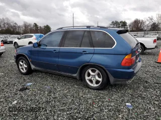 2001 BMW X5 4.4i with VIN WBAFB33541LH25534, listed as a Copart auction lot 82701244 with 240,611 mi miles and Clean Title. Bid and sale history available at carsss.com. Image 2.