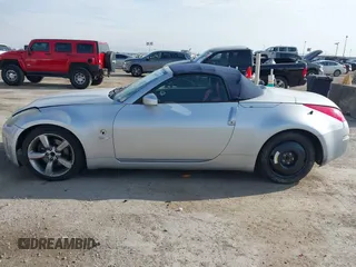 2007 Nissan 350Z Touring with VIN JN1BZ36A27M654486, listed as a IAAI auction lot 41416395 with 132,401 mi miles. Bid and sale history available at carsss.com. Image 14.