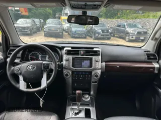 2018 Toyota 4Runner SR5 с VIN JTEBU5JR9J5556105, выставлен на аукционе Copart как лот 62073805 с пробегом 115 597 миль миль и Чистый • Clean title. История ставок и продаж доступна на DreamBid. Изображение 9.
