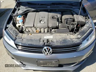 2011 Volkswagen Jetta SEL с VIN 3VWGX7AJXBM320093, выставлен на аукционе Copart как лот 72485144 с пробегом 102 800 миль миль и Списание • Salvage title. История ставок и продаж доступна на DreamBid. Изображение 11.