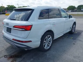 2025 Audi Q7 Premium Plus with VIN WA1LVBF70SD014968, listed as a IAAI auction lot 41787534 with 7,568 mi miles and . Bid and sale history available at DreamBid. Image 4.
