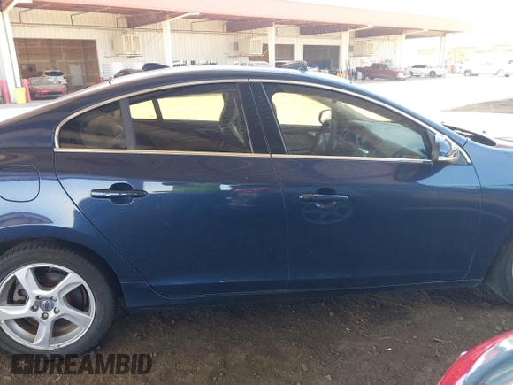 2012 Volvo S60 T5 с VIN YV1622FS6C2076723, выставлен на аукционе IAAI как лот 42125298 с пробегом 165 184 миль миль и . История ставок и продаж доступна на DreamBid. Изображение 13.