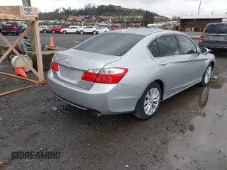 2015 Honda Accord EX-L with VIN 1HGCR2F88FA060043, listed as a IAAI auction lot 41935976 with 88,523 mi miles and . Bid and sale history available at DreamBid. Image 4.
