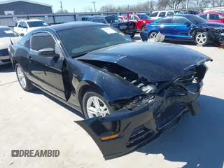 2013 Ford Mustang V6 with VIN 1ZVBP8AM8D5259572, listed as a IAAI auction lot 41655526 with 42,753 mi miles. Bid and sale history available at carsss.com. Image 1.
