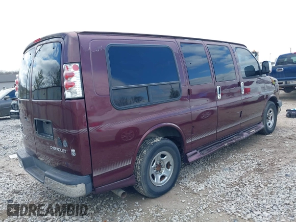2003 Chevrolet Express Passenger z VIN 1GBFG15X231211821, wystawiony jako IAAI lot #41934414 z przebiegiem 154 508 mil mil oraz . Historia ofert i sprzedaży dostępna na DreamBid. Obrazek 4.