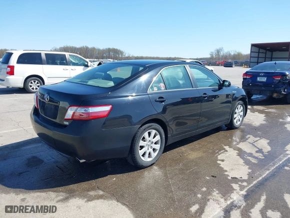 2008 Toyota Camry Hybrid with VIN 4T1BB46K28U060428, listed as a IAAI auction lot 41952234 with 212,139 mi miles. Bid and sale history available at carsss.com. Image 4.