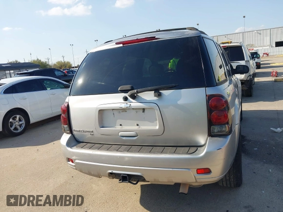 2007 Chevrolet TrailBlazer LS with VIN 1GNDS13S972108556, listed as a IAAI auction lot 41851089 with 225,235 mi miles and . Bid and sale history available at DreamBid. Image 17.