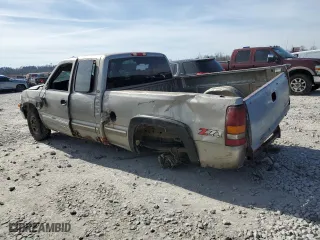 2002 Chevrolet Silverado 1500 LS with VIN 1GCEK19T82E265855, listed as a Copart auction lot 50061015 with 0 mi miles and Non Repairable. Bid and sale history available at carsss.com. Image 2.