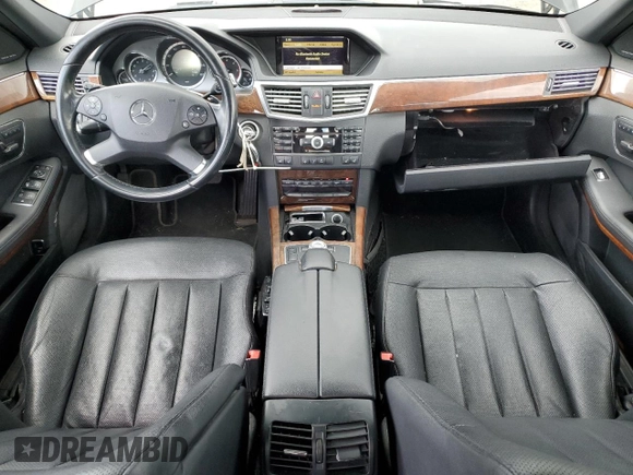 2011 Mercedes-Benz E 350 Luxury with VIN WDDHF2EBXBA435909, listed as a Copart auction lot 55822995 with 153,607 mi miles and Salvage title. Bid and sale history available at DreamBid. Image 8.