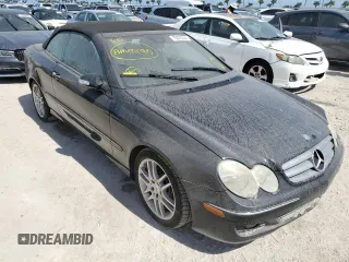 2008 Mercedes-Benz CLK 350 with VIN WDBTK56F28F251092, listed as a Copart auction lot 75079744 with Not Provided miles and Salvage Title. Bid and sale history available at DreamBid. Image 4.