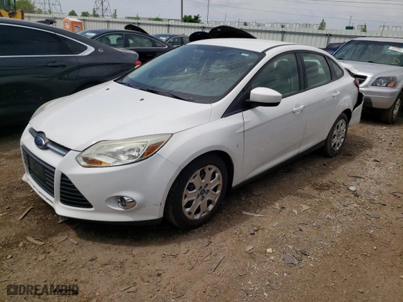 2012 Ford Focus SE with VIN 1FAHP3F24CL272584, listed as a Copart auction lot 54529404 with 189,650 mi miles and Salvage Title. Bid and sale history available at carsss.com. Image 1.