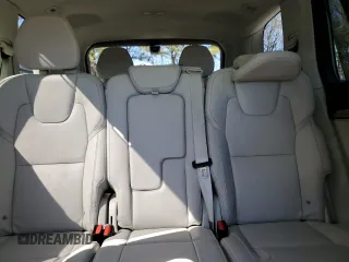 2025 Volvo XC90 Ultimate Bright Theme with VIN YV4062PF0S1296877, listed as a Copart auction lot 48514225 with 8,546 mi miles and Salvage Title. Bid and sale history available at carsss.com. Image 10.