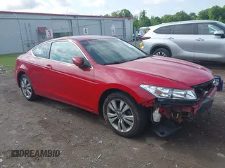 2009 Honda Accord EX z VIN 1HGCS12729A023845, wystawiony jako IAAI lot #42451300 z przebiegiem 111 779 mil mil oraz . Historia ofert i sprzedaży dostępna na DreamBid. Obrazek 1.