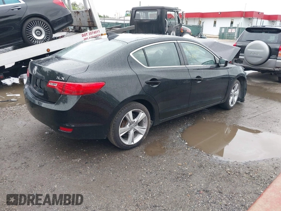 2013 Acura ILX Technology with VIN 19VDE1F71DE004528, listed as a IAAI auction lot 42232791 with 85,025 mi miles and . Bid and sale history available at DreamBid. Image 4.