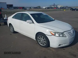 2007 Toyota Camry CE with VIN 4T1BE46KX7U517265, listed as a IAAI auction lot 42098343 with 131,541 mi miles. Bid and sale history available at carsss.com. Image 1.