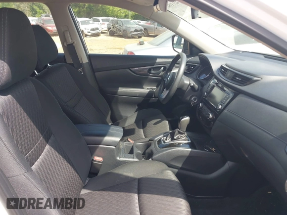 2020 Nissan Rogue S z VIN KNMAT2MV0LP521440, wystawiony jako IAAI lot #42133842 z przebiegiem 45 821 mil mil oraz . Historia ofert i sprzedaży dostępna na DreamBid. Obrazek 5.