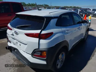 2020 Hyundai Kona SE with VIN KM8K12AA7LU424244, listed as a IAAI auction lot 42081675 with 35,251 mi miles. Bid and sale history available at carsss.com. Image 4.