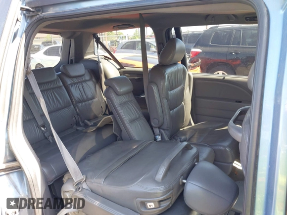 2010 Honda Odyssey EX-L with VIN 5FNRL3H64AB071603, listed as a IAAI auction lot 42084026 with 199,753 mi miles. Bid and sale history available at carsss.com. Image 8.