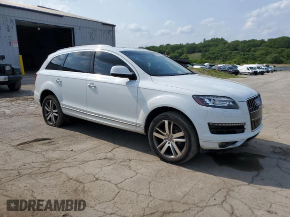 2014 Audi Q7 Premium Plus with VIN WA1LMAFE0ED013013, listed as a Copart auction lot 60080435 with 134,960 mi miles and Clean title. Bid and sale history available at DreamBid. Image 4.