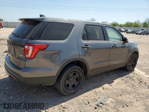 2017 Ford Police Interceptor Utility z VIN 1FM5K8AR0HGE30329, wystawiony jako Copart lot #50967265 z przebiegiem 156 692 mil mil oraz Szkoda całkowita • Salvage title. Historia ofert i sprzedaży dostępna na DreamBid. Obrazek 3.
