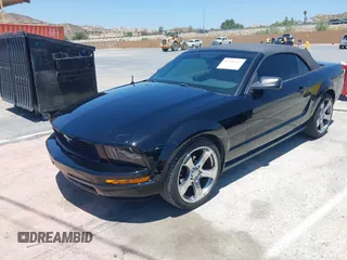 2005 Ford Mustang Deluxe with VIN 1ZVHT84N655208101, listed as a IAAI auction lot 42546747 with 68,918 mi miles and . Bid and sale history available at DreamBid. Image 2.