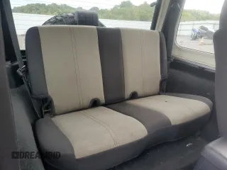 2004 Jeep Wrangler X with VIN 1J4FA39S74P724420, listed as a Copart auction lot 71839944 with 135,742 mi miles and Clean Title. Bid and sale history available at carsss.com. Image 10.
