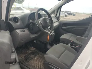 2017 Nissan NV200 SV z VIN 3N6CM0KN6HK694513, wystawiony jako Copart lot #50813445 z przebiegiem 183 545 mil mil oraz Szkoda całkowita • Salvage title. Historia ofert i sprzedaży dostępna na DreamBid. Obrazek 8.
