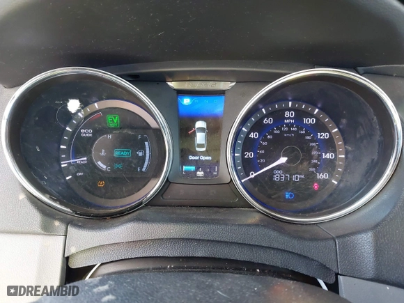 2013 Hyundai Sonata Hybrid with VIN KMHEC4A45DA095642, listed as a IAAI auction lot 41626995 with 183,710 mi miles. Bid and sale history available at carsss.com. Image 7.
